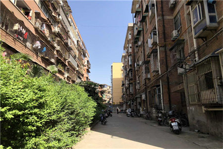 龙都现代城东区3室2厅1卫143㎡